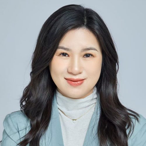 Julia Profile Pic