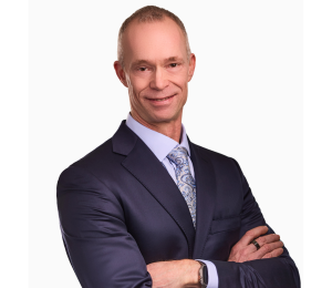 SHeinrichs-Headshot-2026_cropped